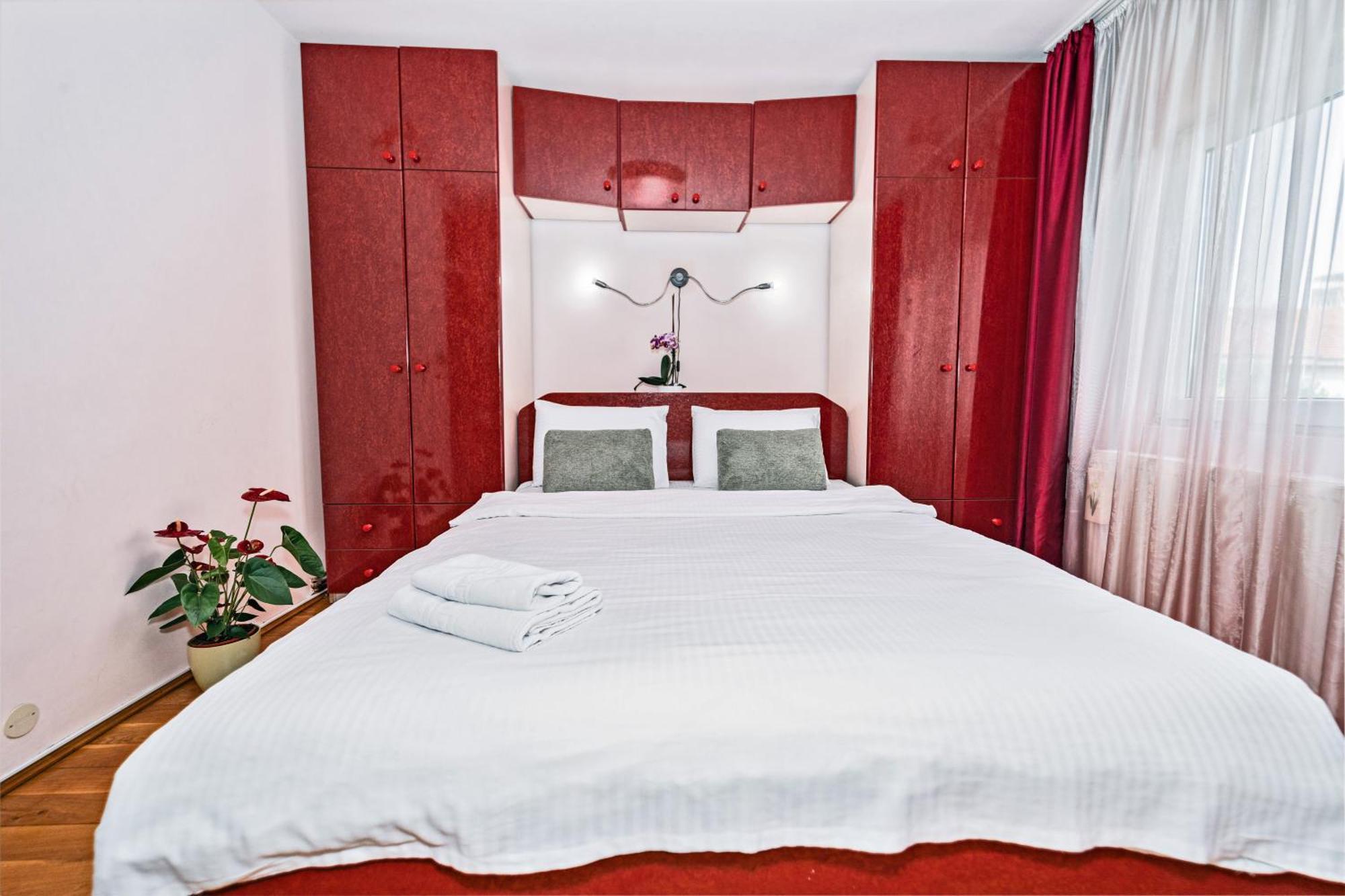 Arad Central Joy - Mihaela Apartment Eksteriør billede